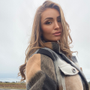 Beverly Bello